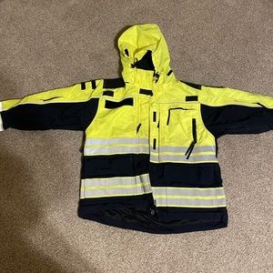 5’11 High vis jacket.